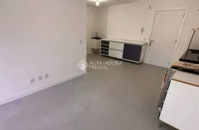 Apartamento com 2 quartos para alugar na rua cedro rosa do sul, 47, ribeirão da ilha, florianópolis, 65 m2 por r$ 3.880