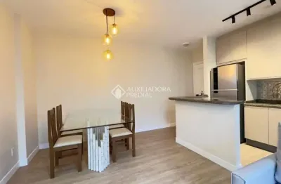 Apartamento com 2 quartos para alugar na rua acelon pacheco da costa, 304, itacorubi, florianópolis, 70 m2 por r$ 4.490