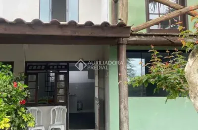 Apartamento com 2 quartos para alugar na beco dos surfistas, 255, lagoa da conceição, florianópolis, 50 m2 por r$ 2.900