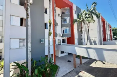 Apartamento com 3 quartos para alugar na Avenida Madre Benvenuta, 411, Trindade, Florianópolis, 87 m2 por R$ 4.000