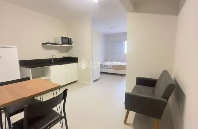 Apartamento com 1 quarto para alugar na Rua Augusto Lídio Pires, 60, Trindade, Florianópolis, 24 m2 por R$ 2.600