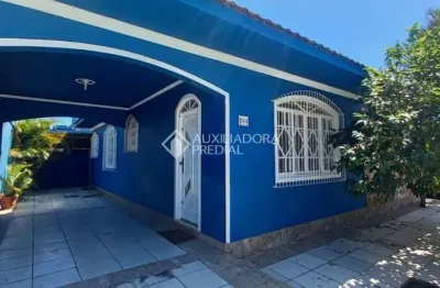 Casa com 3 quartos para alugar na rua recanto do beija-flor, 200, campeche, florianópolis, 110 m2 por r$ 5.500