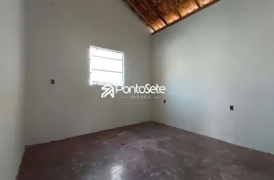 Casa com 3 quartos para alugar no Catalão, Divinópolis 