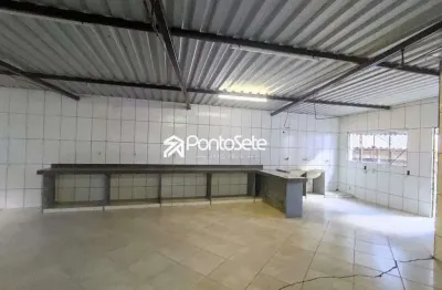 Casa com 2 quartos para alugar no Ferrador, Divinópolis 