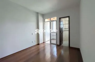 Apartamento com 3 quartos para alugar no Centro, Divinópolis 