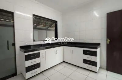 Casa com 3 quartos para alugar no Halin Souki, Divinópolis 