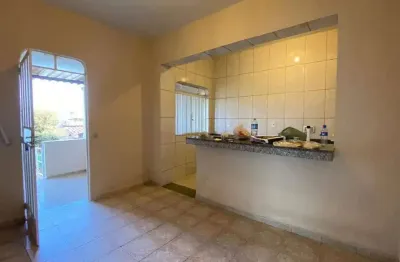 Casa com 3 quartos à venda no Jardim Candelária, Divinópolis 