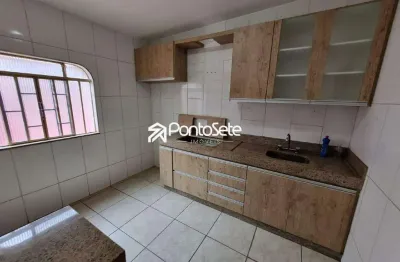 Casa com 3 quartos para alugar no Santa Clara, Divinópolis 