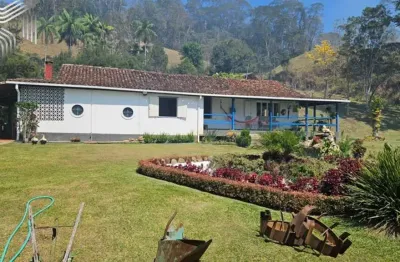 Sitio de luxo à venda em nova friburgo-rj, amparo: 8 quartos, 8 suítes, 12 salas, 9 banheiros, 10 vagas de garagem, 275.000 m² de área.