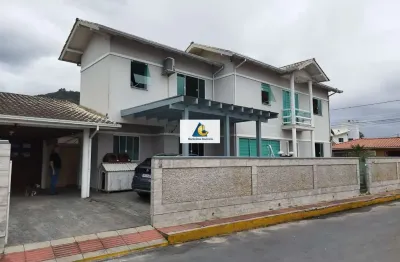 Casa com 4 quartos à venda na Rua Vilibaldo Dechamps, Universitários, Biguaçu