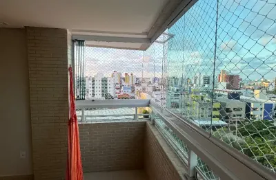Excelente opção em andar alto com 03 quartos e vista definitiva do mar