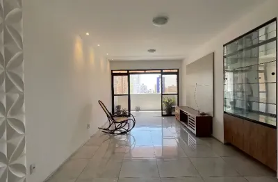 Excelente opção com 03 quartos + dce, extremamente amplo e com vista mar