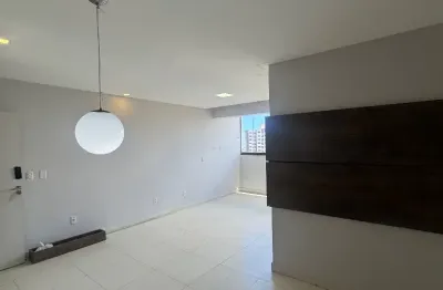 Lindo imóvel com 03 quartos 90 m2 e uma vista incrível do mar do bessa