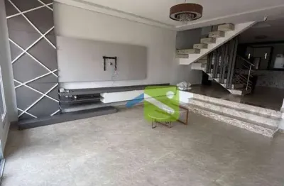 Casa com 3 quartos à venda na Avenida dos Ipês, Centro, Cajamar