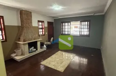 Casa com 3 quartos para alugar na Rua Comendador Roque Licciardi, Butantã, São Paulo