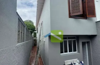 Casa com 3 quartos para alugar na Rua Doutor Romeo Ferro, Butantã, São Paulo