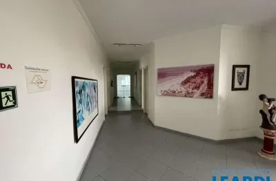 Ponto comercial para alugar na Avenida Doutor João Batista Soares de Queiroz Júnior, Jardim das Indústrias, São José dos Campos
