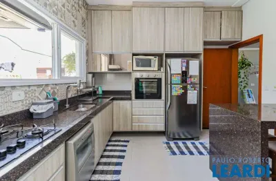 Casa em condomínio fechado com 4 quartos à venda na Rua Maria da Glória Serpa Martins, Urbanova VII, São José dos Campos