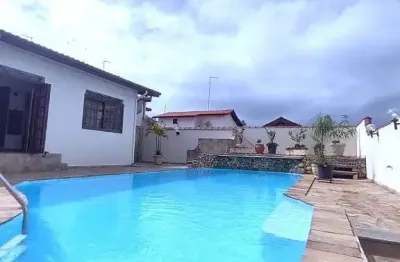Casa com 4 quartos à venda na Rua Doutor Alberto Ferreira Pedrosa, Vila São João, Caçapava