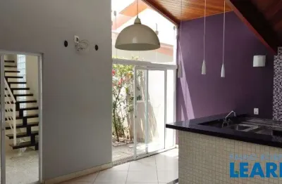 Casa em condomínio fechado com 3 quartos à venda na Rua Inácio Franco Alves, Parque Cidade Nova, Mogi Guaçu