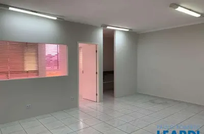 Ponto comercial para alugar na Avenida Doutor João Batista Soares de Queiroz Júnior, Jardim das Indústrias, São José dos Campos