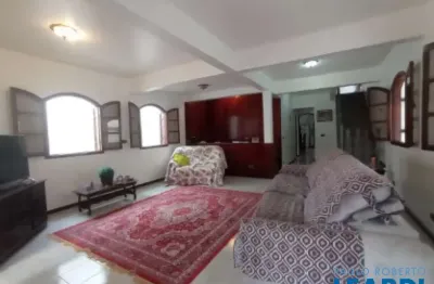 Casa com 5 quartos à venda na Rua Trajano Vieira de Macedo, Jardim das Indústrias, São José dos Campos