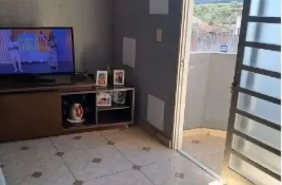 Casa com 3 quartos à venda na Rua Adonis, Monte Castelo, São José dos Campos