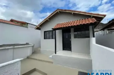 Casa com 3 quartos à venda na Rua Volans, Jardim Satélite, São José dos Campos