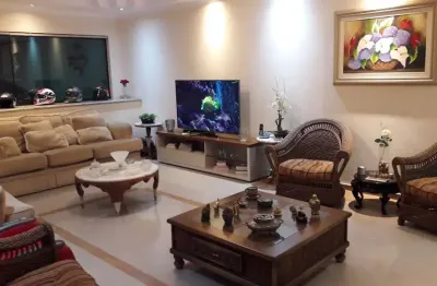 Casa em condomínio fechado com 4 quartos à venda na rua carlos mauser, 263, jardim regina, são paulo por r$ 2.700.000