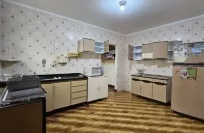 Casa com 4 quartos à venda na rua amadeu vives, 54, jardim são ricardo, são paulo por r$ 680.000