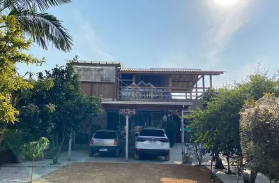 Ótima casa a venda no bairro alto arroio - imbituba