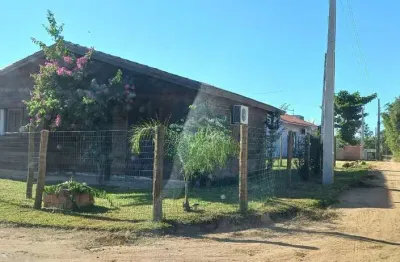Casa com 2 quartos à venda em Encantada, Garopaba 