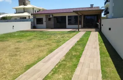 Casa com 2 quartos à venda no Village, Imbituba 