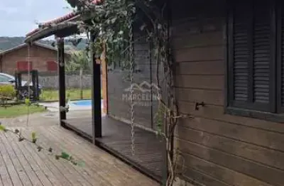 Casa com 4 quartos à venda em Ambrósio, Garopaba 