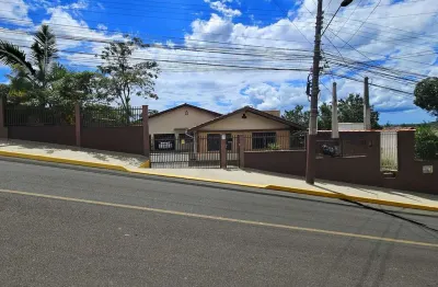 Casa com 4 quartos à venda na rua emílio roeder, 128, jarivatuba, joinville por r$ 580.000