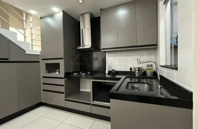 Casa com 2 quartos à venda na Rua São Miguel, Boa Vista, Joinville
