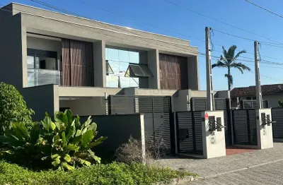 Casa com 3 quartos à venda na Rua Ernesto Ravache, Santo Antônio, Joinville