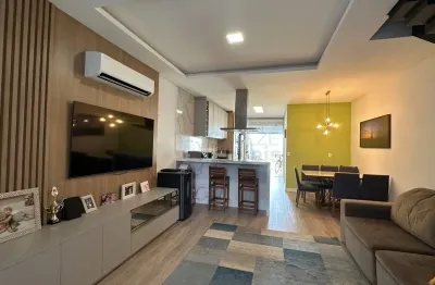 Casa com 3 quartos à venda na Rua Professor José Meyer, Saguaçu, Joinville