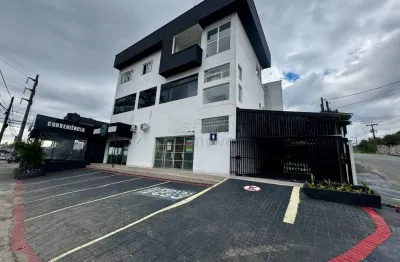 Prédio com 4 salas à venda na rua tangará, iririú, joinville, 381 m2 por r$ 3.900.000
