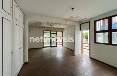Casa ampla à venda no bairro ouro preto – 5 quartos | lote 360m²; | piscina | edícula