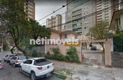 Casa com 5 quartos à venda na Rua Santa Catarina, Centro, Belo Horizonte