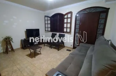 Casa com 3 quartos à venda na Rua C, Oitis, Contagem