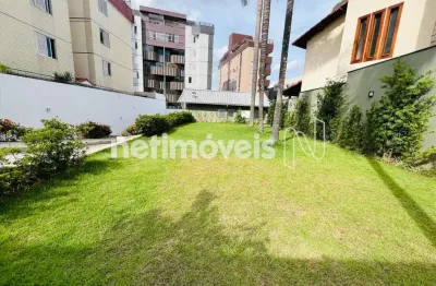 Cobertura exclusiva de 249m²; à venda no castelo - vista privilegiada para a mata do castelo!