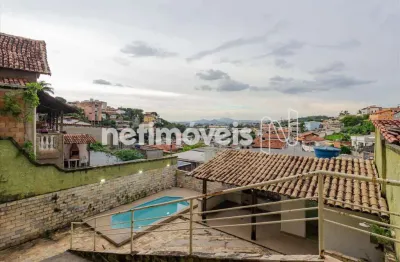 Casa com 3 quartos à venda na Rua Flor-de-orquídea, Santa Rosa, Belo Horizonte