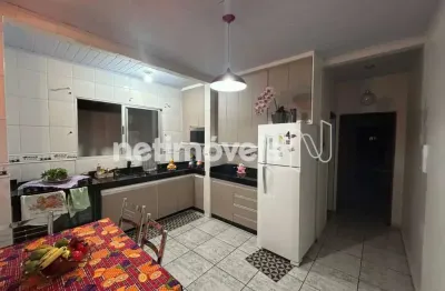 Casa com 3 quartos à venda na Rua do Lago, São Marcos, Belo Horizonte