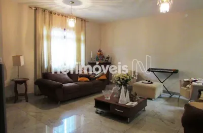 Casa com 5 quartos à venda na Rua Júpiter, Santa Lúcia, Belo Horizonte