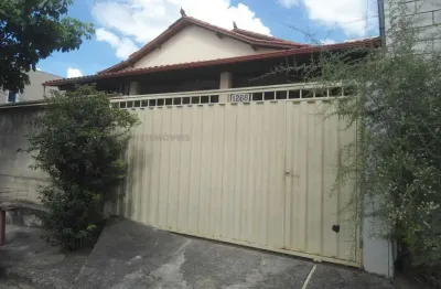 Casa com 3 quartos à venda na Rua Geraldo Teixeira da Costa, São Benedito, Santa Luzia