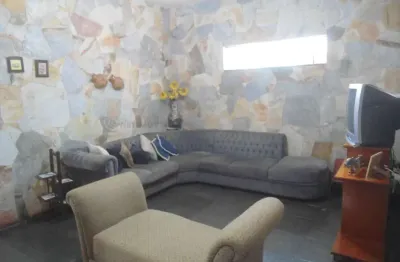 Casa com 3 quartos à venda na Rua Geraldo Teixeira da Costa, São Benedito, Santa Luzia