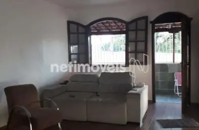 Casa com 6 quartos à venda na Rua Itaporé, Cachoeirinha, Belo Horizonte
