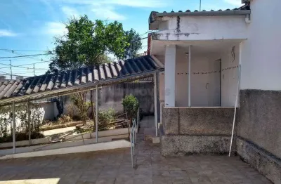 Casa com 3 quartos à venda na Rua Marquês de Barbacena, Saudade, Belo Horizonte